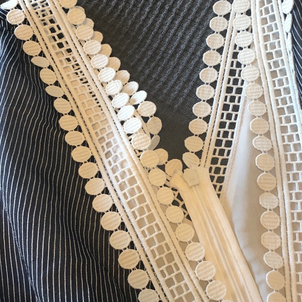 Mini dress - Picture 4 of 8